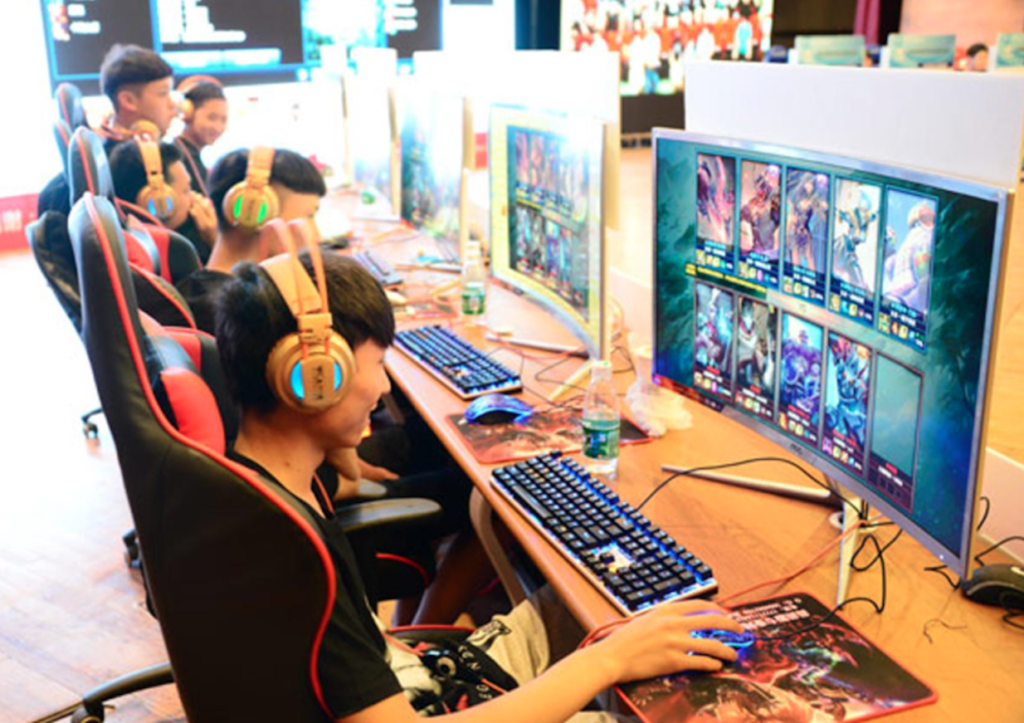 Here's Why Online Gaming Is Far Better Than Offline Gaming