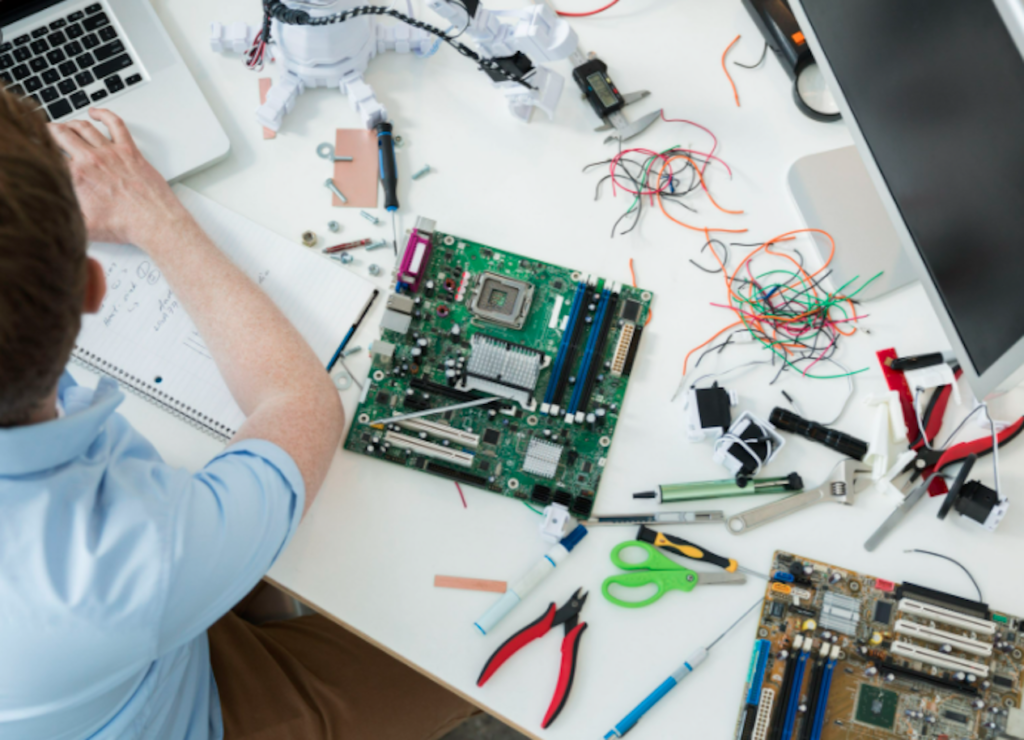 Computer repair at home or office: choose the right provider | Ziddu