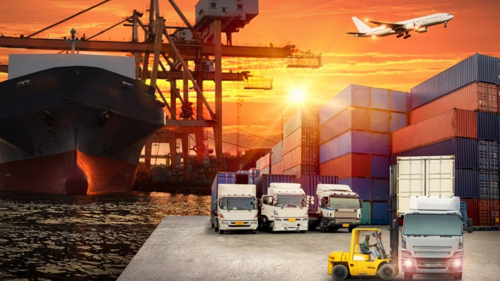 Benefits of hiring a professional freight service company