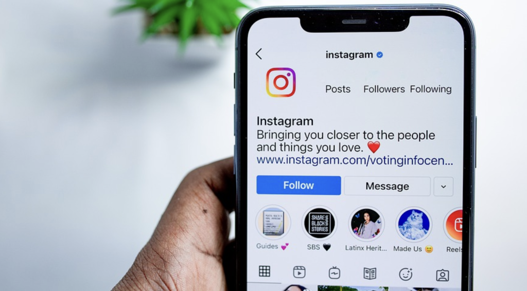 Benefits of buying Instagram Views from likes.io