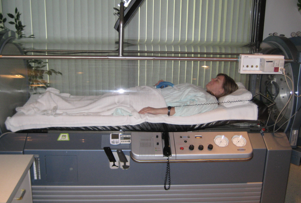 All you need to know about hyperbaric chambers and the oxygen therapy