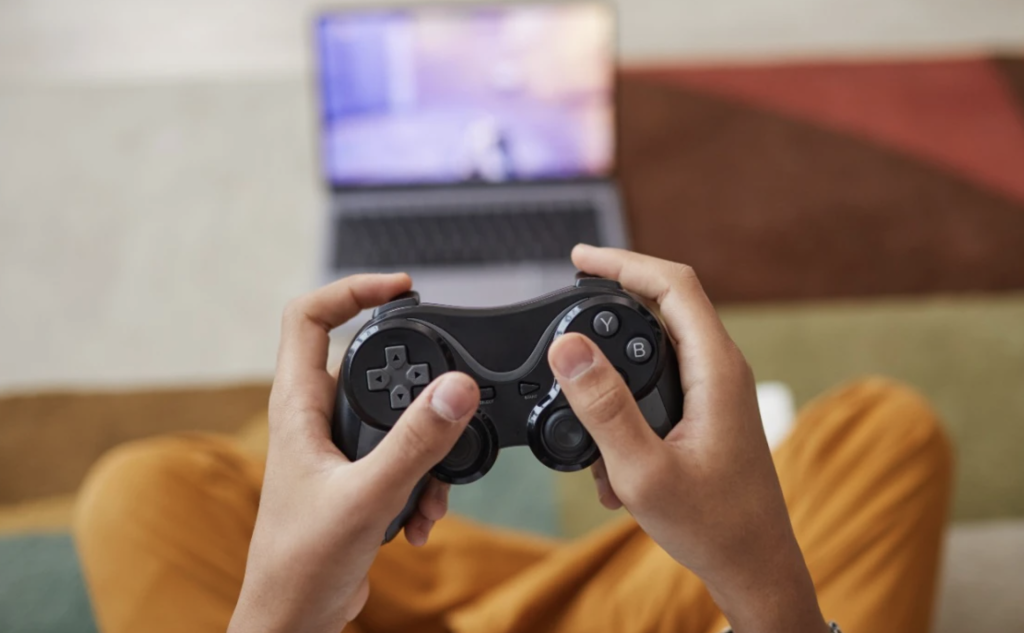 4 Tips and Tricks to Mastering Online Games