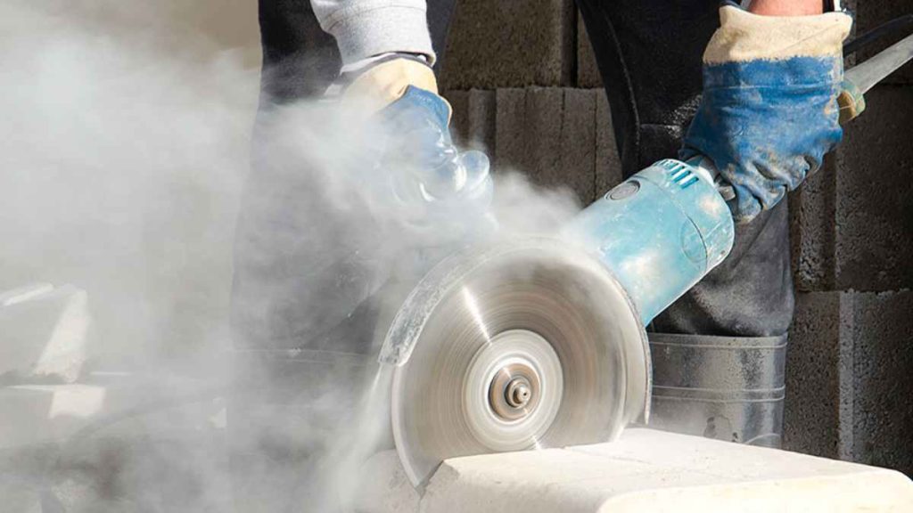 How To Combat Dust and Debris in the Workplace